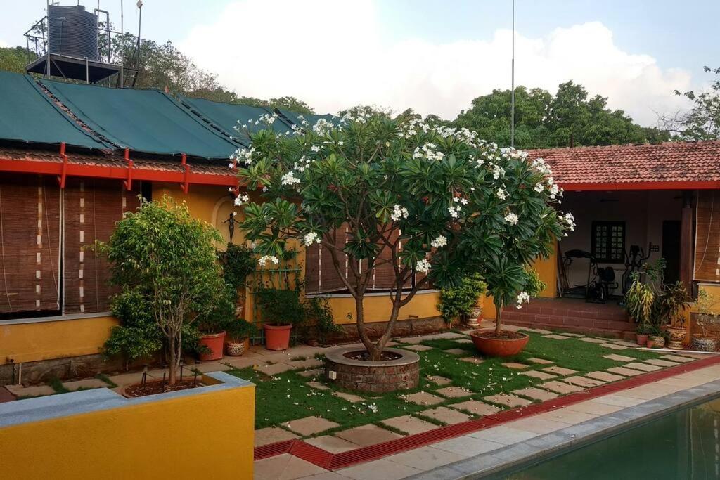 Sohana Eco Retreat Farmhouse - Karjat Chinchavli Exteriör bild